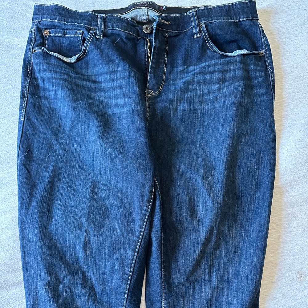 EUC SIZE 20 Torrid Sky High Jegging